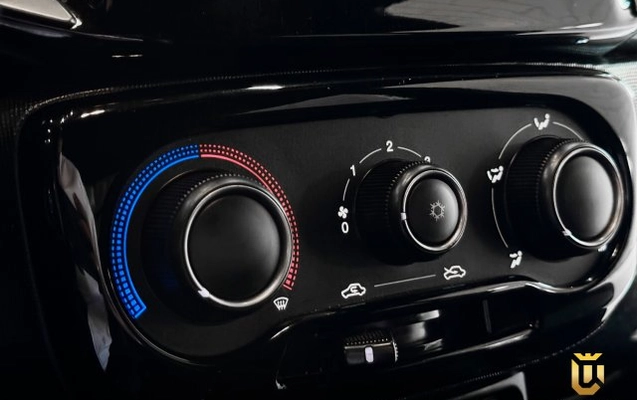 imagem-https://www.socarrao.com.br/sc-vehicle-images-prod/3641967/1788530583923-700084_6375678.jpg