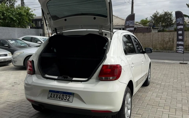 imagem-https://www.socarrao.com.br/sc-vehicle-images-prod/3642086/1788530771746-V2hhdHNBcHAgSW1hZ2UgMjAyNi0wOS0wNCBhdCAxMC41MS4zNy5qcGVn.jpeg