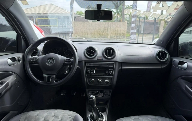 imagem-https://www.socarrao.com.br/sc-vehicle-images-prod/3642086/1788530772073-V2hhdHNBcHAgSW1hZ2UgMjAyNi0wOS0wNCBhdCAxMC41MS4zNiAoMSkuanBlZw.jpeg