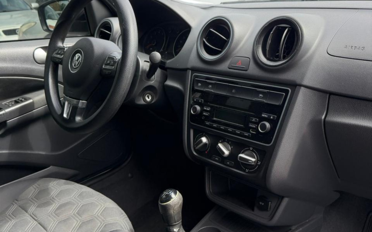 imagem-https://www.socarrao.com.br/sc-vehicle-images-prod/3642086/1788530772130-V2hhdHNBcHAgSW1hZ2UgMjAyNi0wOS0wNCBhdCAxMC41MS4zNiAoMikuanBlZw.jpeg