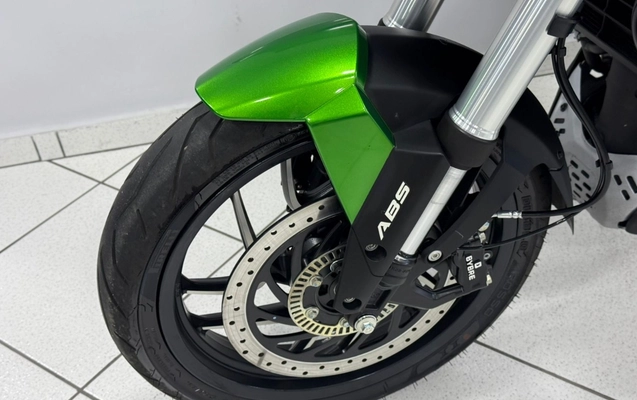 imagem-https://www.socarrao.com.br/sc-vehicle-images-prod/3642217/1788531058735-V2hhdHNBcHAgSW1hZ2UgMjAyNi0wOS0wMyBhdCAxNy4xNS4yMSAoNSkuanBlZw.jpeg