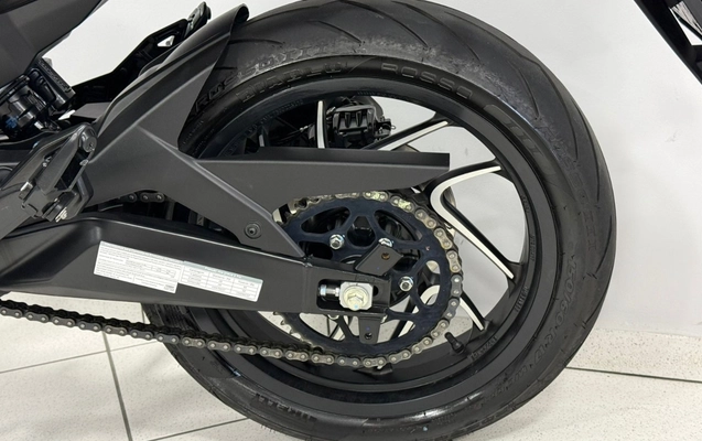 imagem-https://www.socarrao.com.br/sc-vehicle-images-prod/3642217/1788531058826-V2hhdHNBcHAgSW1hZ2UgMjAyNi0wOS0wMyBhdCAxNy4xNS4yMSAoNikuanBlZw.jpeg