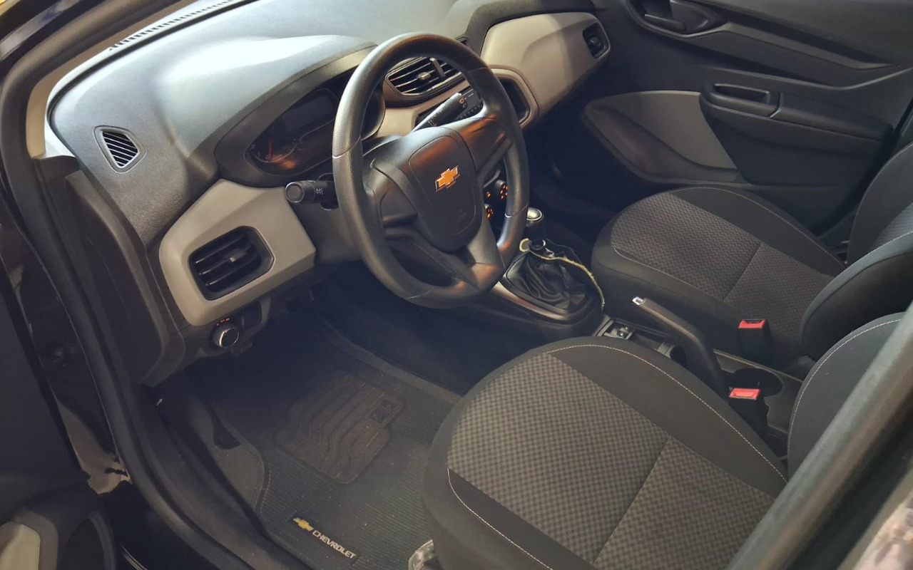 imagem-https://www.socarrao.com.br/sc-vehicle-images-prod/3642248/1788531224069-V2hhdHNBcHAgSW1hZ2UgMjAyNi0wOS0wNCBhdCAwOS4zMC4wMiAoNCkuanBlZw.jpeg