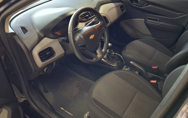 imagem-https://www.socarrao.com.br/sc-vehicle-images-prod/3642248/1788531224069-V2hhdHNBcHAgSW1hZ2UgMjAyNi0wOS0wNCBhdCAwOS4zMC4wMiAoNCkuanBlZw.jpeg