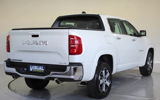 imagem-https://www.socarrao.com.br/sc-vehicle-images-prod/3642270/1788531373440-4_111524.jpg