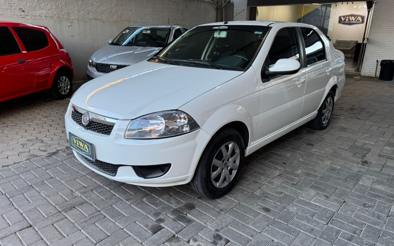 Fiat Siena 2016 Branco — foto 1 de 3