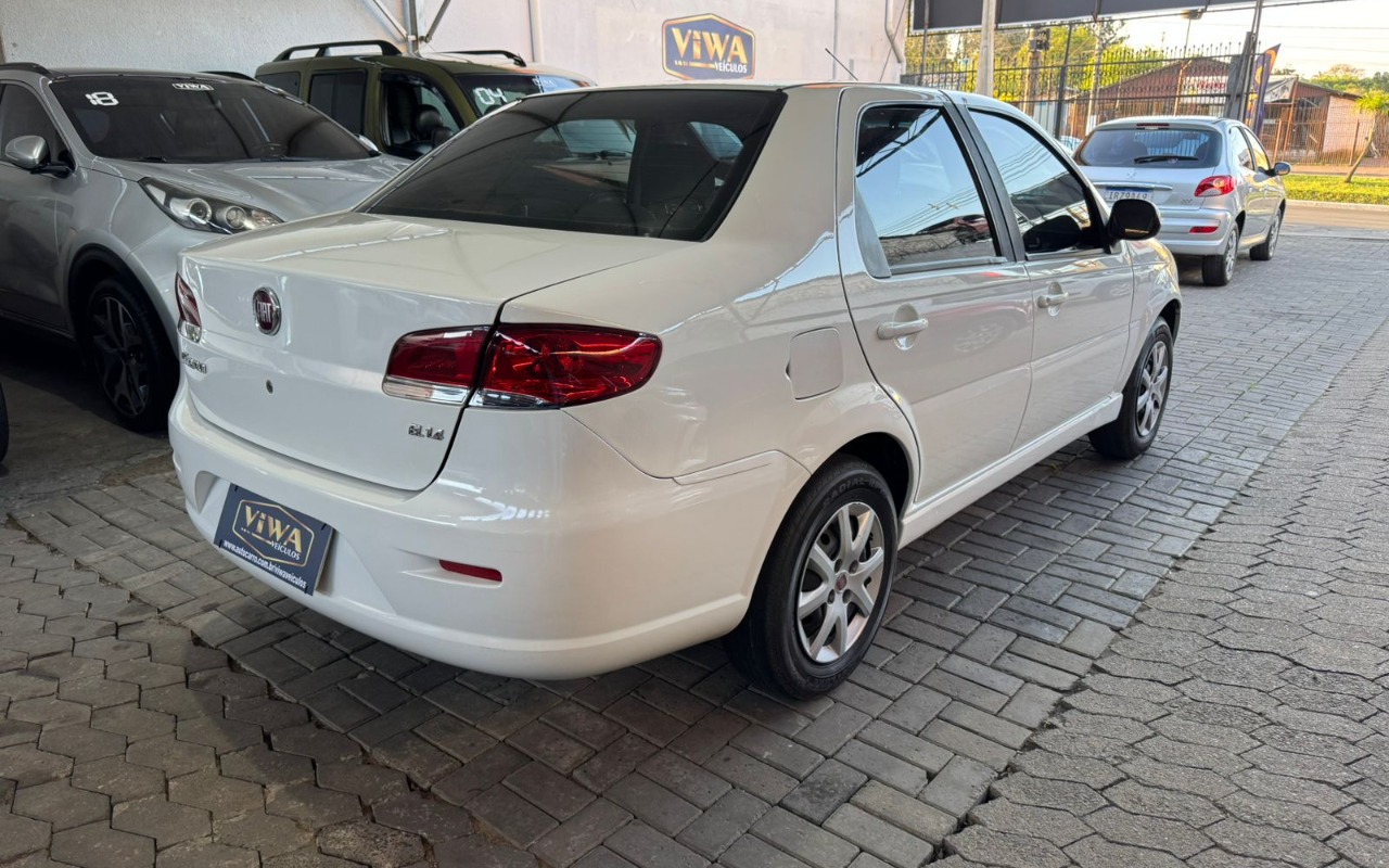 imagem-https://www.socarrao.com.br/sc-vehicle-images-prod/3642275/1788531435541-U0lFTkE1LmpwZw.jpg