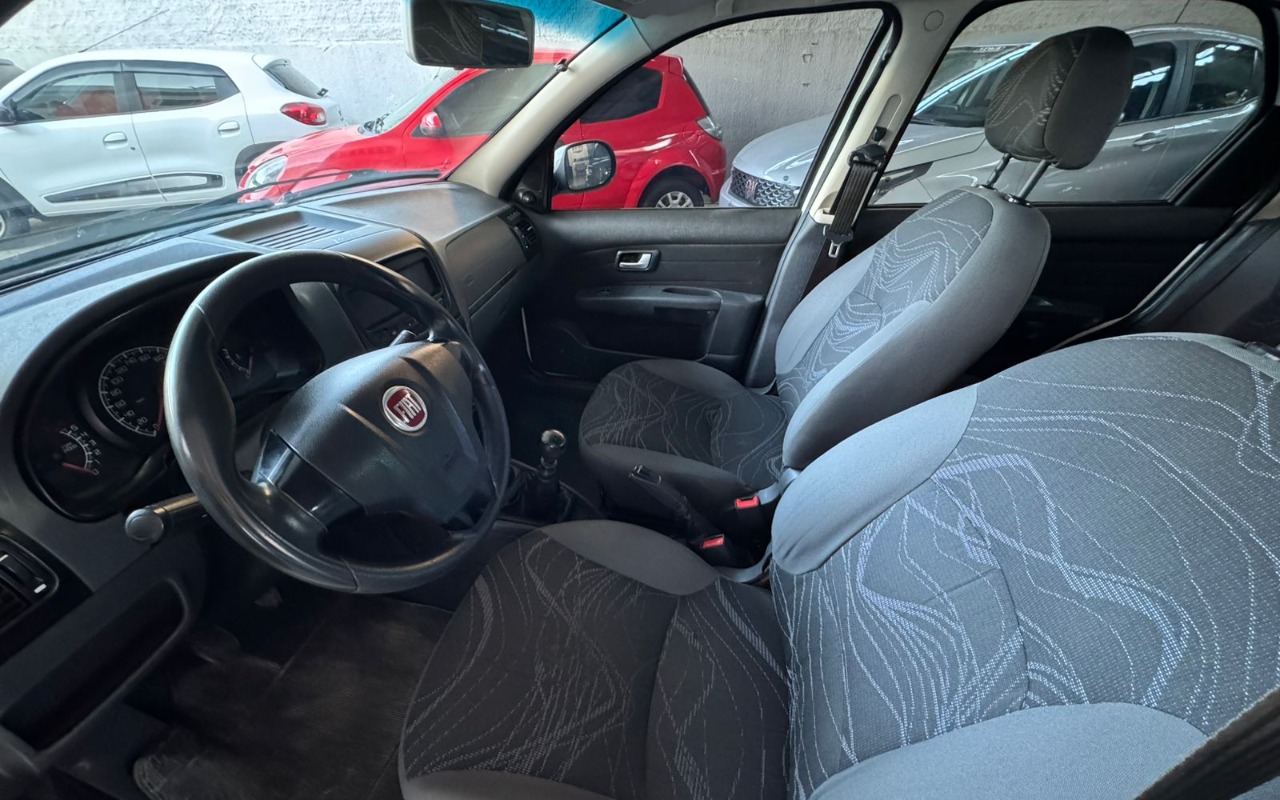 imagem-https://www.socarrao.com.br/sc-vehicle-images-prod/3642275/1788531436016-U0lFTkE0LmpwZw.jpg