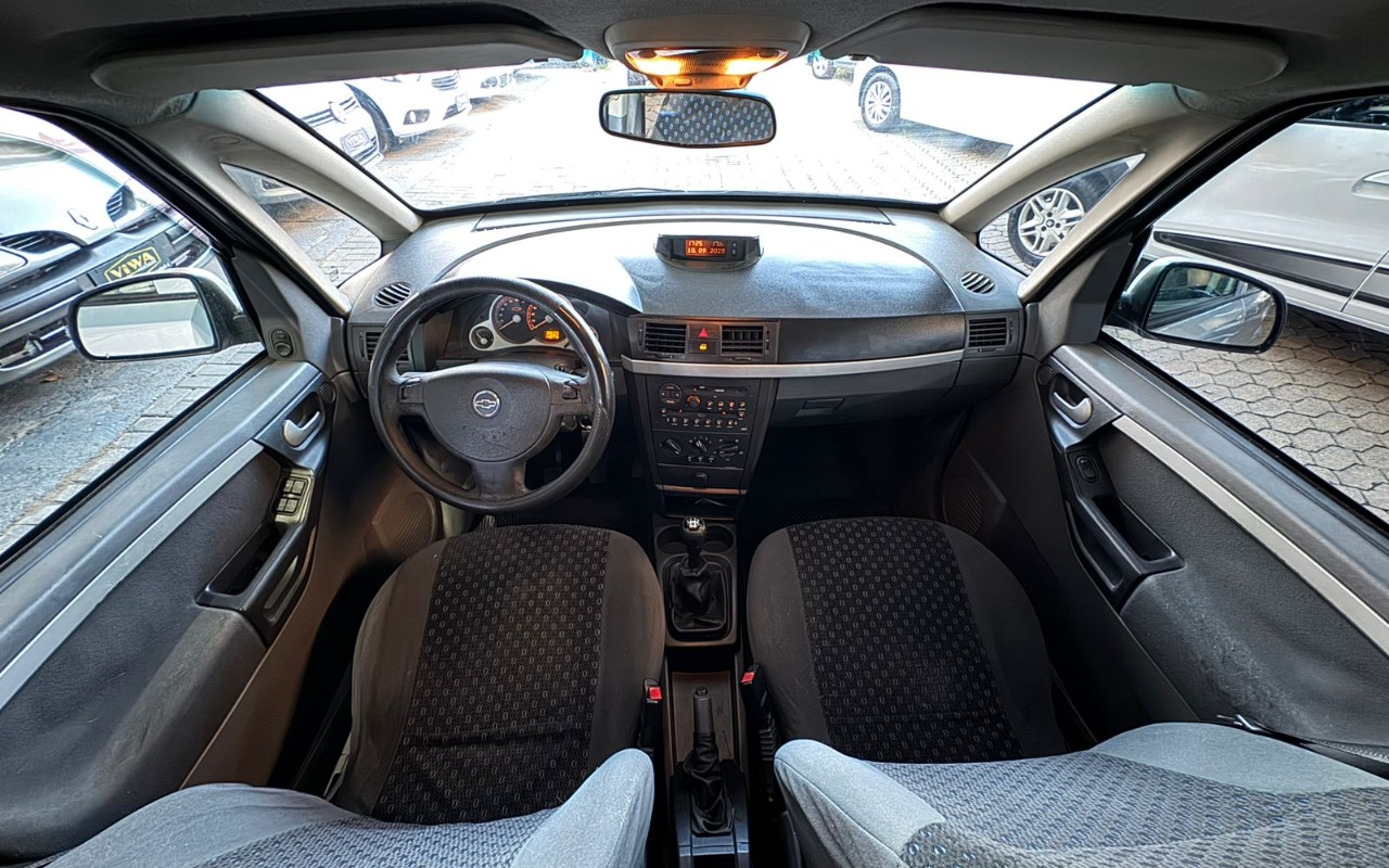 imagem-https://www.socarrao.com.br/sc-vehicle-images-prod/3642275/1788531436204-U0lFTkExLmpwZw.jpg