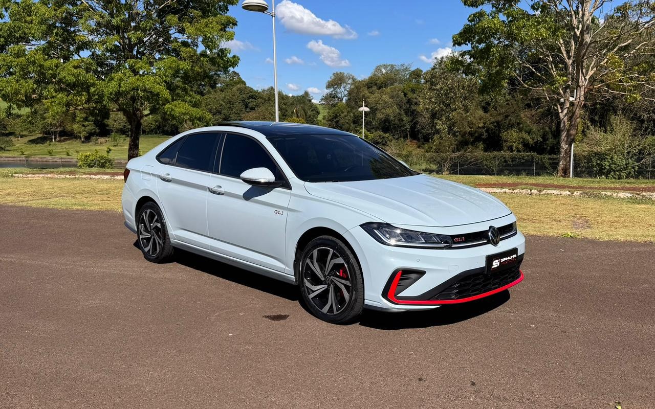 Volkswagen Jetta 2026 Cinza — foto 1 de 3