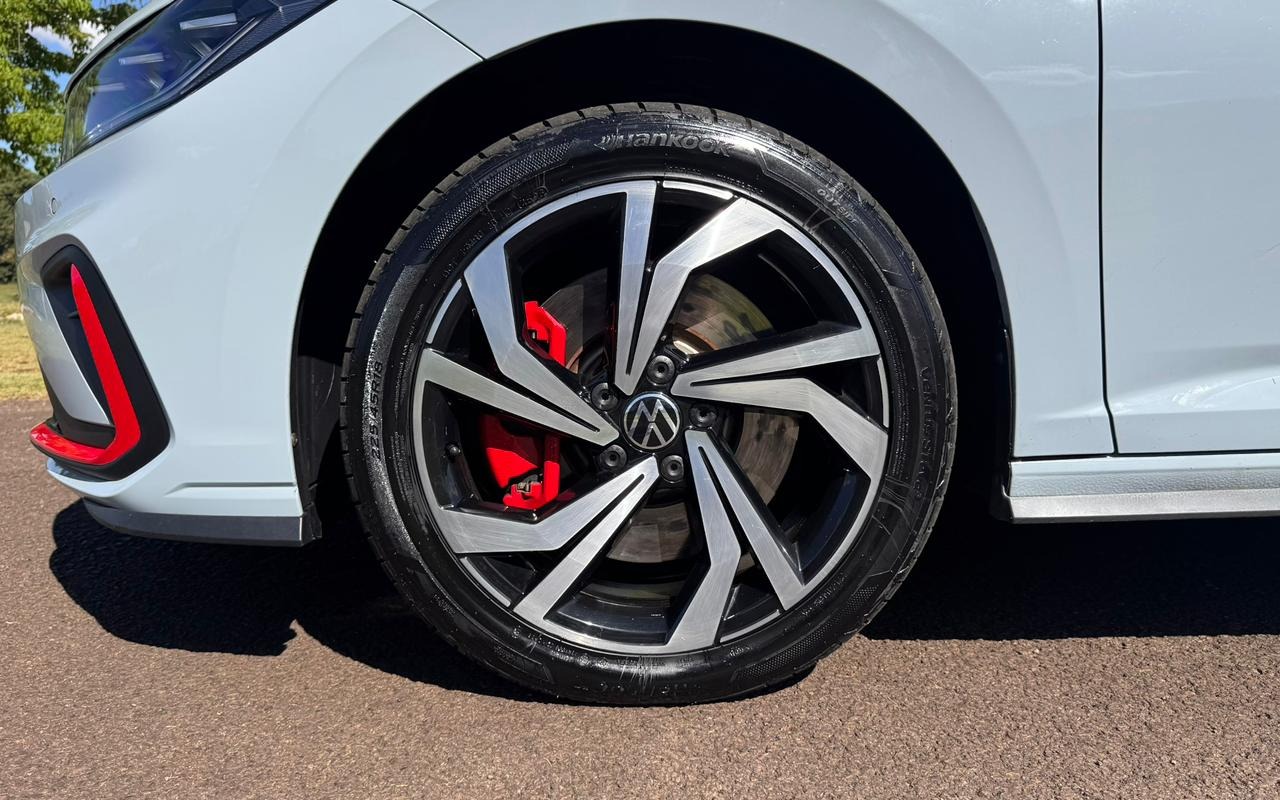 imagem-https://www.socarrao.com.br/sc-vehicle-images-prod/3642306/1788531558525-V2hhdHNBcHAgSW1hZ2UgMjAyNi0wOS0wMyBhdCAxNC40My4yMSAoMSkuanBlZw.jpeg