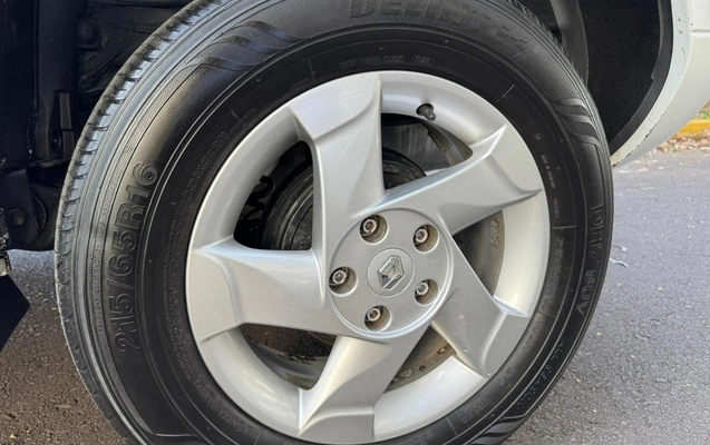 imagem-https://www.socarrao.com.br/sc-vehicle-images-prod/3642318/1788531978083-V2hhdHNBcHAgSW1hZ2UgMjAyNi0wOS0wMyBhdCAxNi41Ny41OS5qcGVn.jpeg