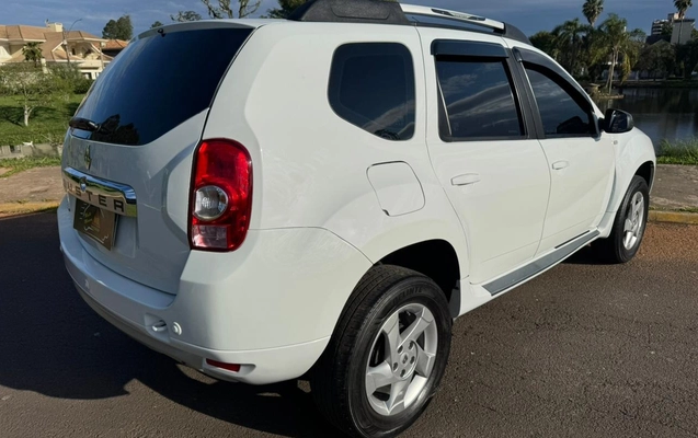imagem-https://www.socarrao.com.br/sc-vehicle-images-prod/3642318/1788531978270-V2hhdHNBcHAgSW1hZ2UgMjAyNi0wOS0wMyBhdCAxNi41Ny41NiAoNCkuanBlZw.jpeg