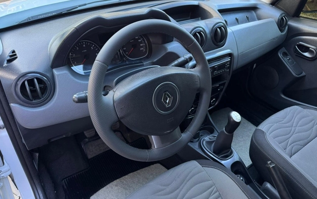 imagem-https://www.socarrao.com.br/sc-vehicle-images-prod/3642318/1788531978754-V2hhdHNBcHAgSW1hZ2UgMjAyNi0wOS0wMyBhdCAxNi41Ny41NyAoMikuanBlZw.jpeg