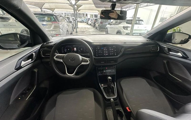 imagem-https://www.socarrao.com.br/sc-vehicle-images-prod/3642490/1789672876596-8450383_12_B_9e1d9131ea.jpeg