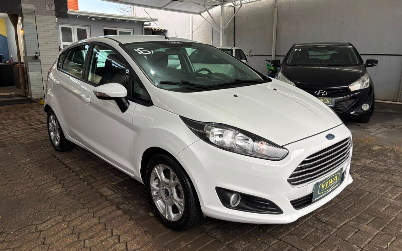 imagem-https://www.socarrao.com.br/sc-vehicle-images-prod/3642565/1788532185588-RklFU1RBIEIgMjAxNiAxMy5qcGc.jpg
