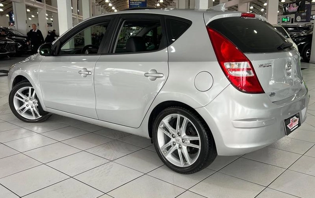 imagem-https://www.socarrao.com.br/sc-vehicle-images-prod/3642620/1789565658043-8436820_10_B_a878bf2331.jpeg