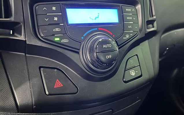 imagem-https://www.socarrao.com.br/sc-vehicle-images-prod/3642620/1789565658051-8436820_12_B_a386a16f07.jpeg