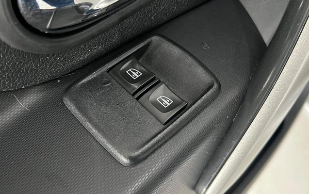 imagem-https://www.socarrao.com.br/sc-vehicle-images-prod/3642631/1789390478057-8443259_15_B_f866322a71.jpeg