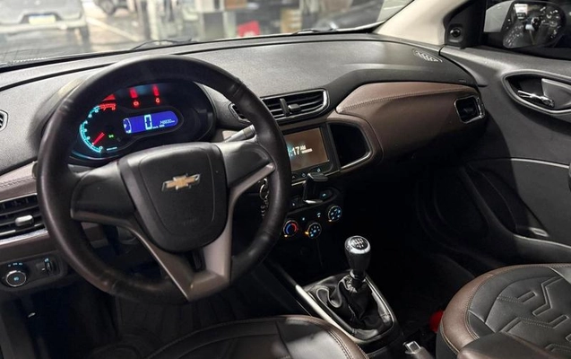 imagem-https://www.socarrao.com.br/sc-vehicle-images-prod/3642632/1789407049949-8439630_7_B_e98d71d7f9.jpeg