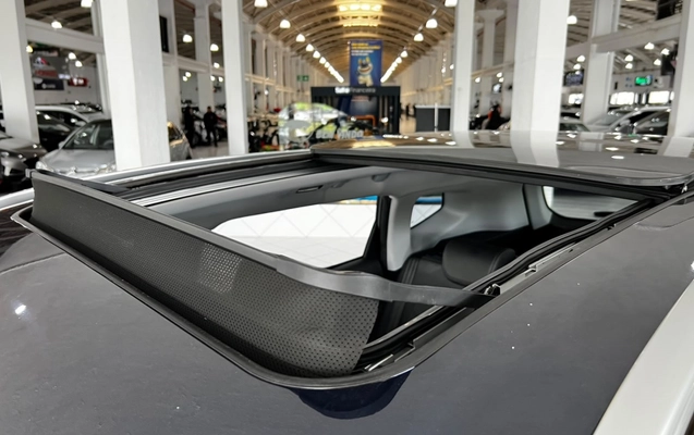 imagem-https://www.socarrao.com.br/sc-vehicle-images-prod/3642633/1788532627633-4_114102.jpg