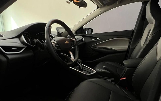 imagem-https://www.socarrao.com.br/sc-vehicle-images-prod/3642634/1788872470219-8450194_49_B_7805a26480.jpeg