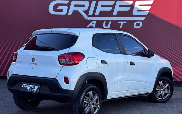 imagem-https://www.socarrao.com.br/sc-vehicle-images-prod/3642647/1788532708414-8434568_3_B_faf7e64b5f.jpeg