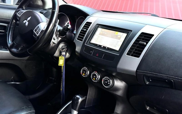 imagem-https://www.socarrao.com.br/sc-vehicle-images-prod/3642711/1788532990200-8437942_7_B_3a03e145aa.jpeg