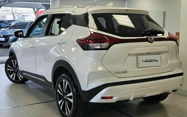 imagem-https://www.socarrao.com.br/sc-vehicle-images-prod/3642786/1788533212331-8450522_8_B_f124cf5e69.jpeg