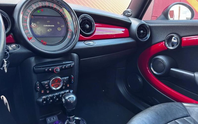 imagem-https://www.socarrao.com.br/sc-vehicle-images-prod/3642787/1788533212535-8443705_13_B_569011f237.jpeg
