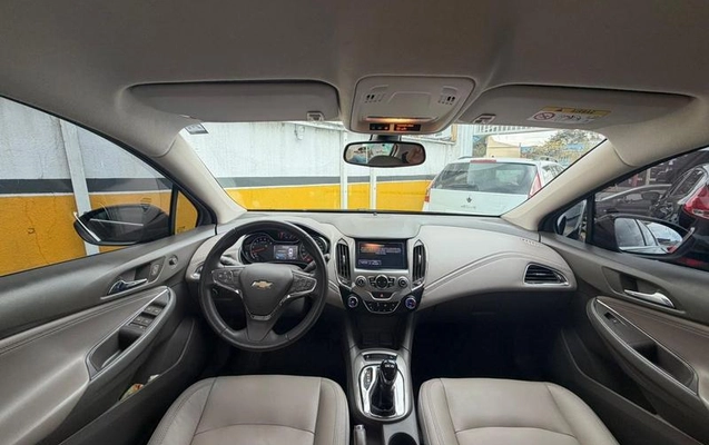 imagem-https://www.socarrao.com.br/sc-vehicle-images-prod/3642833/1788533310055-8450395_6_B_33da284192.jpeg