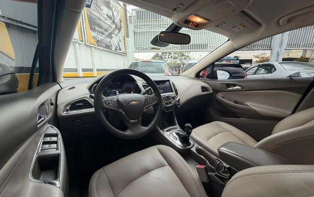 imagem-https://www.socarrao.com.br/sc-vehicle-images-prod/3642833/1788533310093-8450395_17_B_6d5431bac7.jpeg