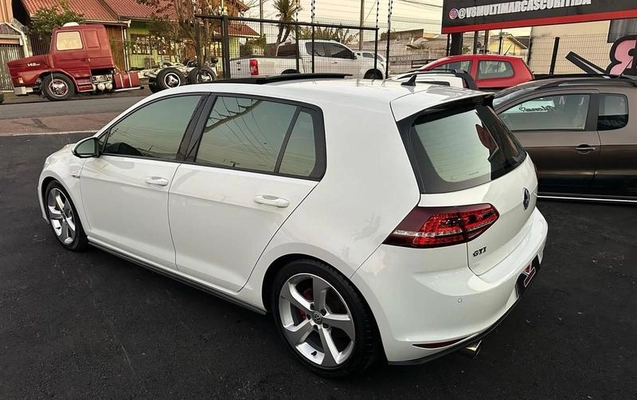 imagem-https://www.socarrao.com.br/sc-vehicle-images-prod/3643013/1788533725448-7908100_3_B_cbd8842116.jpeg