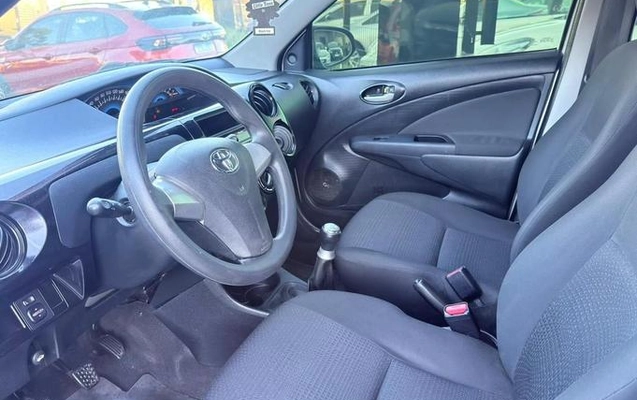 imagem-https://www.socarrao.com.br/sc-vehicle-images-prod/3643014/1788973149671-8442274_3_B_655e160986.jpeg
