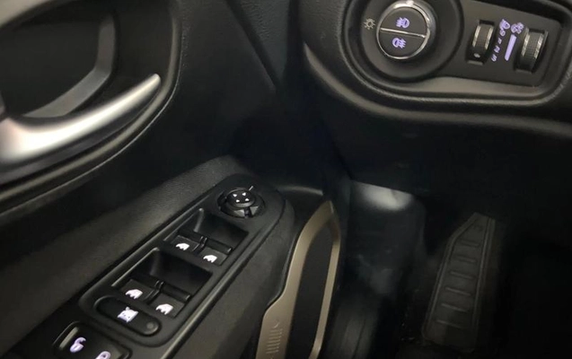 imagem-https://www.socarrao.com.br/sc-vehicle-images-prod/3643020/1788981678397-8446605_11_B_2f0b6016fc.jpeg