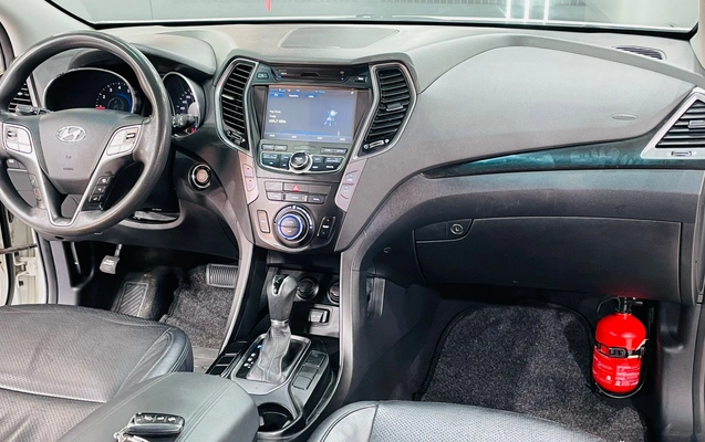 imagem-https://www.socarrao.com.br/sc-vehicle-images-prod/3643092/1788533963016-003_9e1cab69a004bad12e3b7c2926ff7f35.jpeg