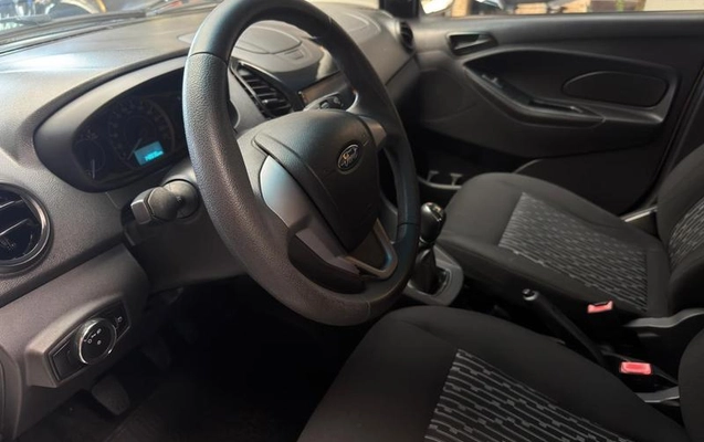imagem-https://www.socarrao.com.br/sc-vehicle-images-prod/3643165/1789045964277-8438966_9_B_e5b94e0897.jpeg