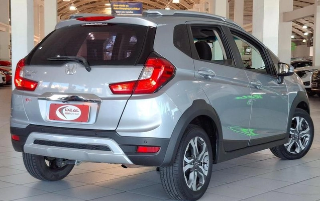 imagem-https://www.socarrao.com.br/sc-vehicle-images-prod/3643848/1789657424770-8448201_19_B_7cd42f4841.jpeg