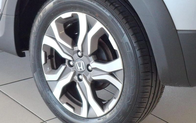 imagem-https://www.socarrao.com.br/sc-vehicle-images-prod/3643848/1789657424774-8448201_7_B_39e5ba09f4.jpeg