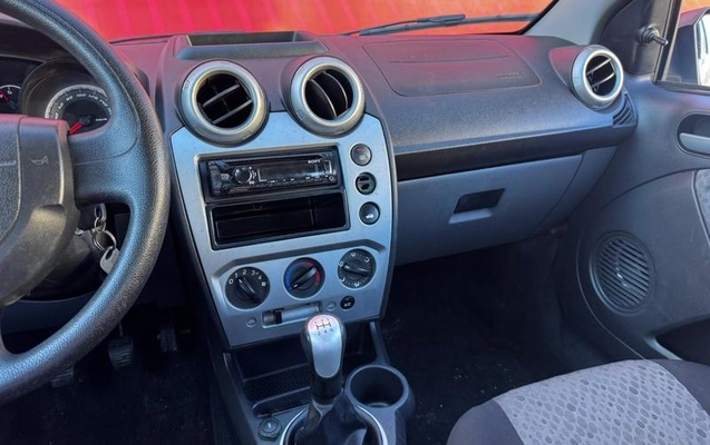 imagem-https://www.socarrao.com.br/sc-vehicle-images-prod/3644141/1788537204104-8438562_9_B_83da371fd9.jpeg