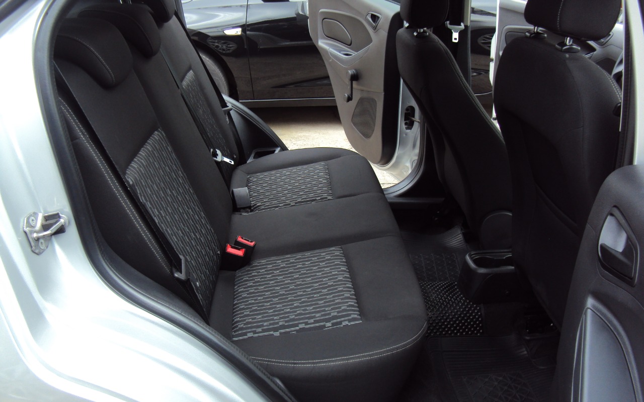 imagem-https://www.socarrao.com.br/sc-vehicle-images-prod/3644197/1788537644066-RFNDMDE1MDAuSlBH.JPG