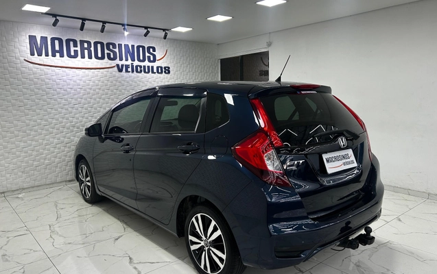 imagem-https://www.socarrao.com.br/sc-vehicle-images-prod/3644279/1788537950031-e769e011c23e4139a8bbe174b76a103a_1788537919598.jpg