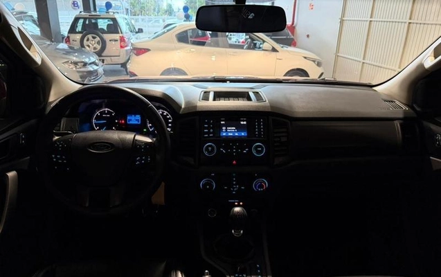 imagem-https://www.socarrao.com.br/sc-vehicle-images-prod/3644513/1789671782602-8450820_24_B_4909f43eb5.jpeg