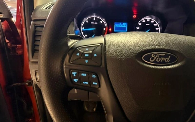 imagem-https://www.socarrao.com.br/sc-vehicle-images-prod/3644513/1789671782615-8450820_4_B_0b4a4cd534.jpeg