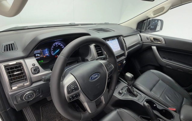 imagem-https://www.socarrao.com.br/sc-vehicle-images-prod/3644829/1788996385868-gb-cabdda6.jpeg