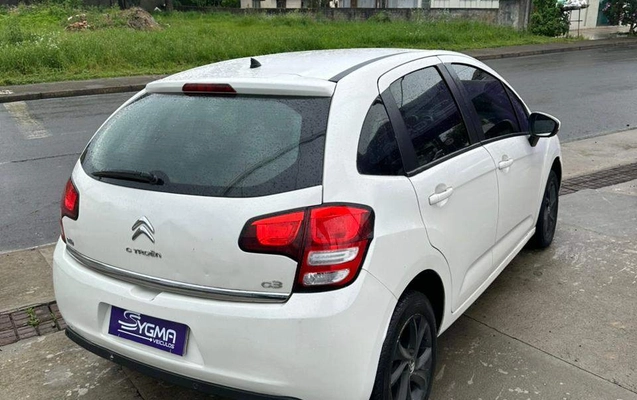 imagem-https://www.socarrao.com.br/sc-vehicle-images-prod/3644915/1788541782769-3570f3cbe80f4f32bd08096eca7ce4b7_1788539662602.jpg