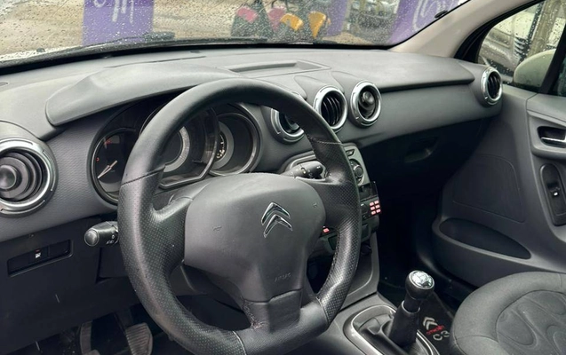 imagem-https://www.socarrao.com.br/sc-vehicle-images-prod/3644915/1788541782772-8fa302e1a7b94f70a4a5374b455b71e1_1788539662619.jpg