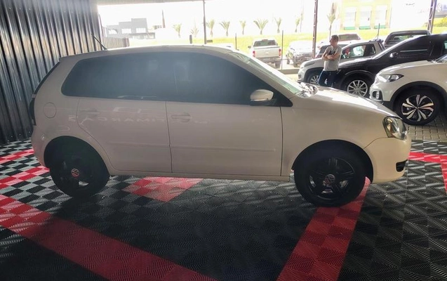 imagem-https://www.socarrao.com.br/sc-vehicle-images-prod/3644922/1788540049408-8368819_8_B_787fa51ff7.jpeg