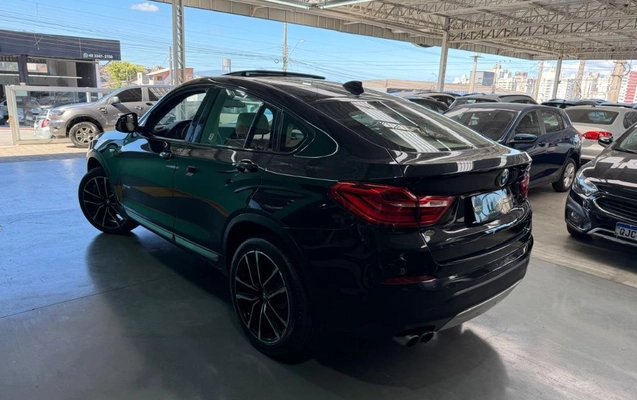 imagem-https://www.socarrao.com.br/sc-vehicle-images-prod/3644997/1789501302068-gb-19bd147.jpeg