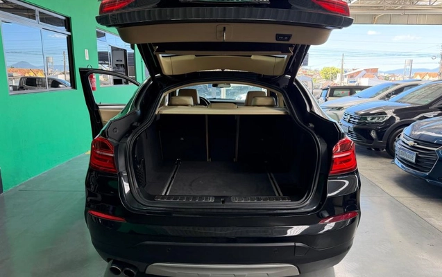 imagem-https://www.socarrao.com.br/sc-vehicle-images-prod/3644997/1789501302071-gb-84d026e.jpeg